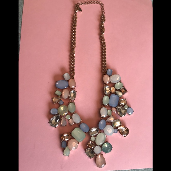 Aldo Jewelry - EUC-Aldo Statement Necklace